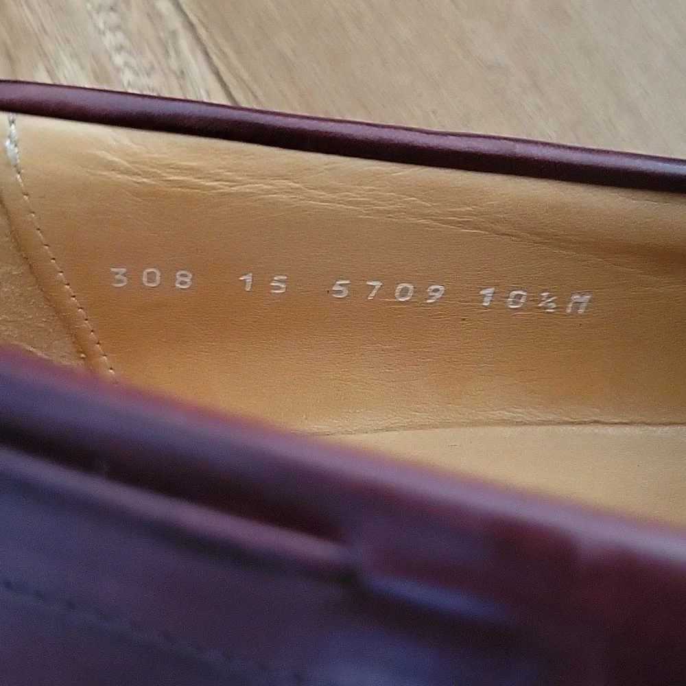 Johnston and Murphy Cellini Italian‎ Leather Tassel Loafers Reddish Brown 10.5